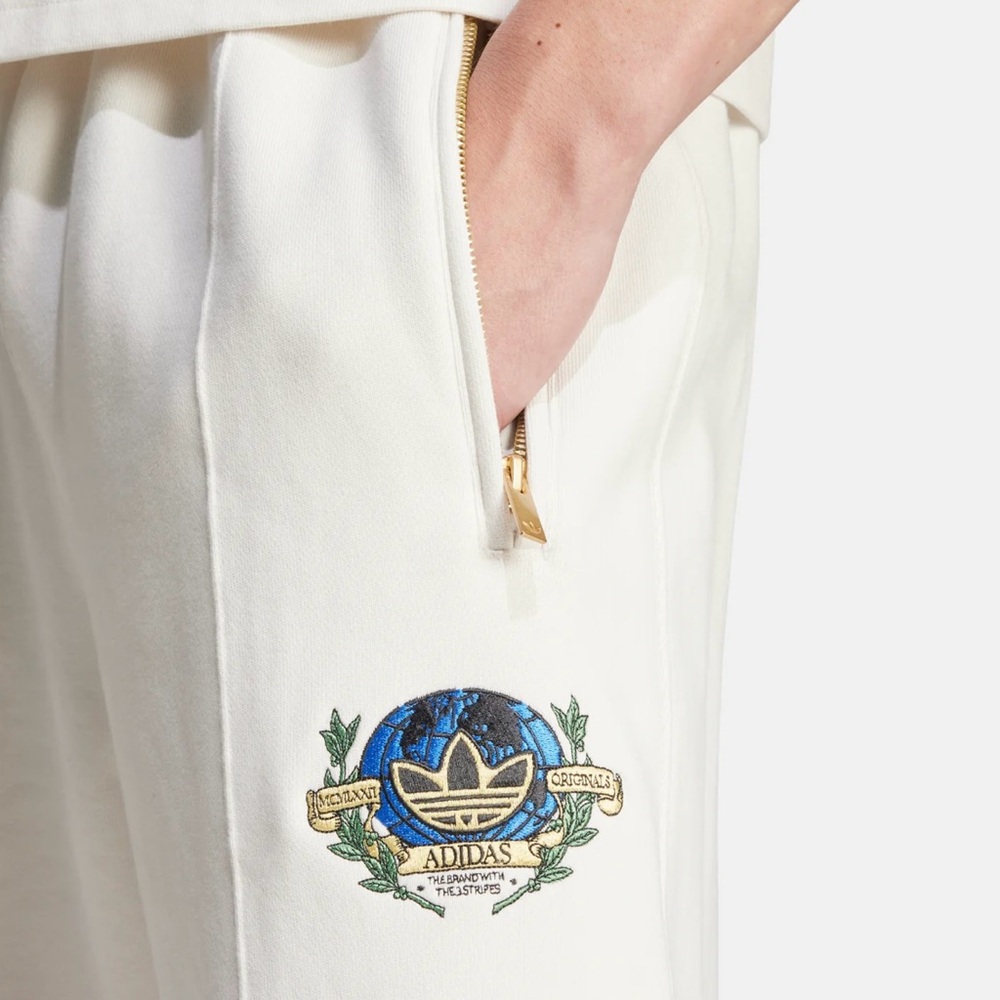 NWT Adidas Cloud White Olympic Pants - Picture 4 of 8